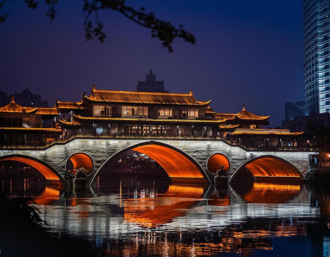 旅游预定小程序开发案例解析 久鑫网络拆解核心逻辑